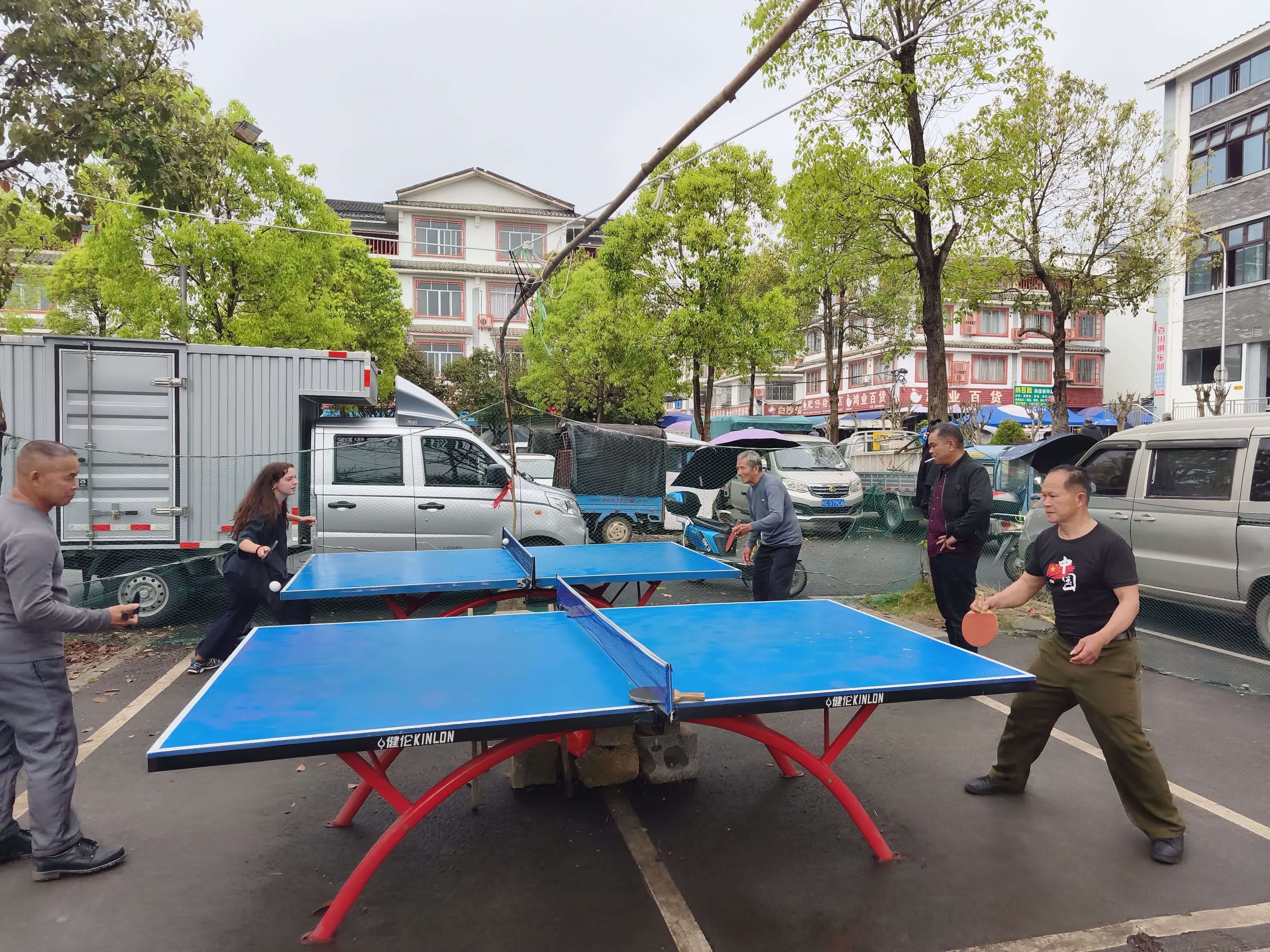 She shoots she scores